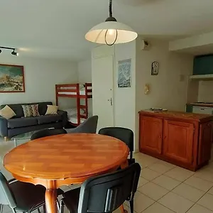 rental-apartment-jean-noebes-cauterets.midi-pyreneeshotels.com/