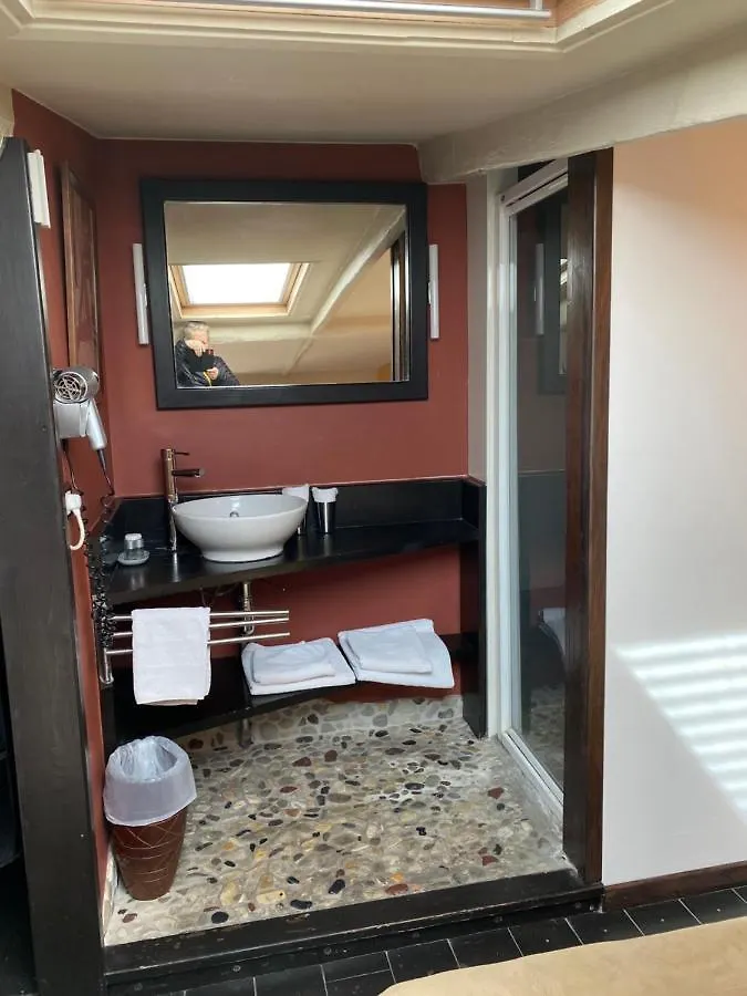 Appartement Intérieurs-Cour à Nice France