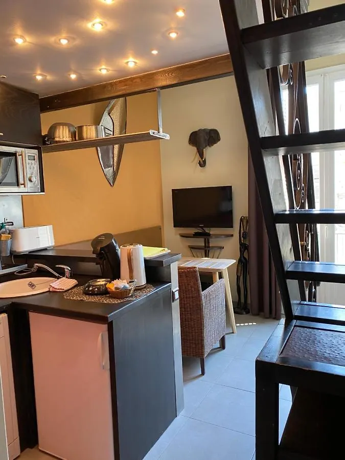 Interieurs-Cour Appartement Nice