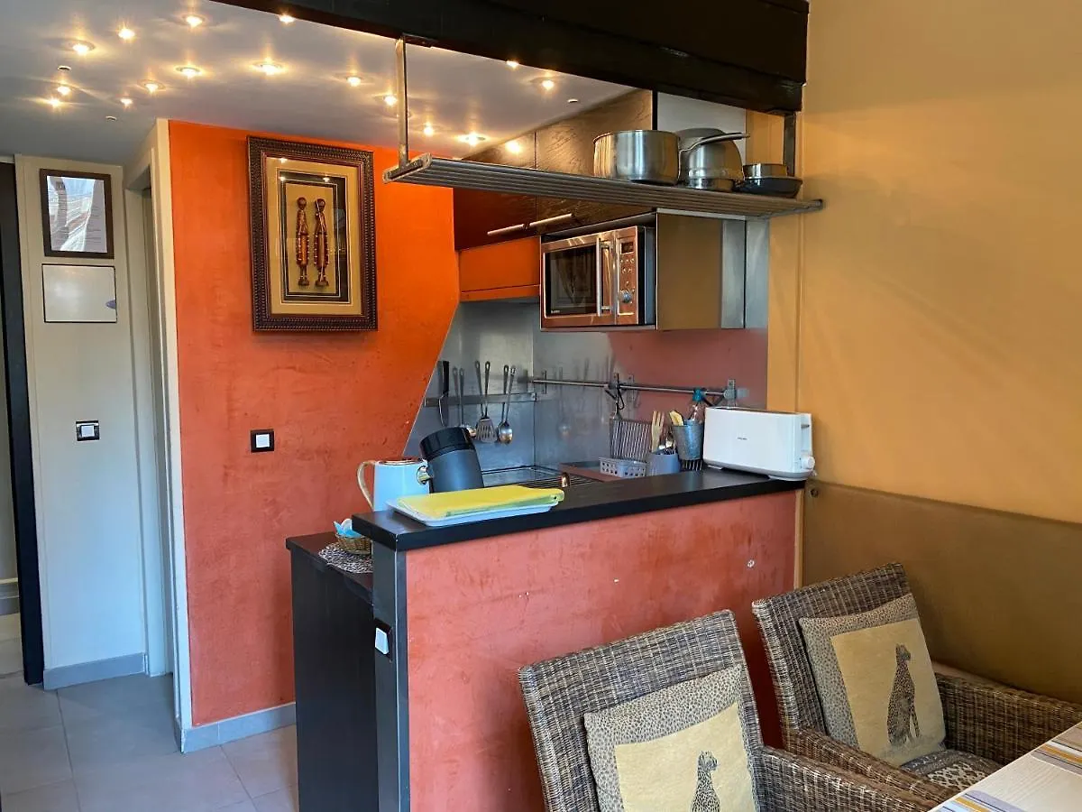 Appartement Intérieurs-Cour à Nice 0*,