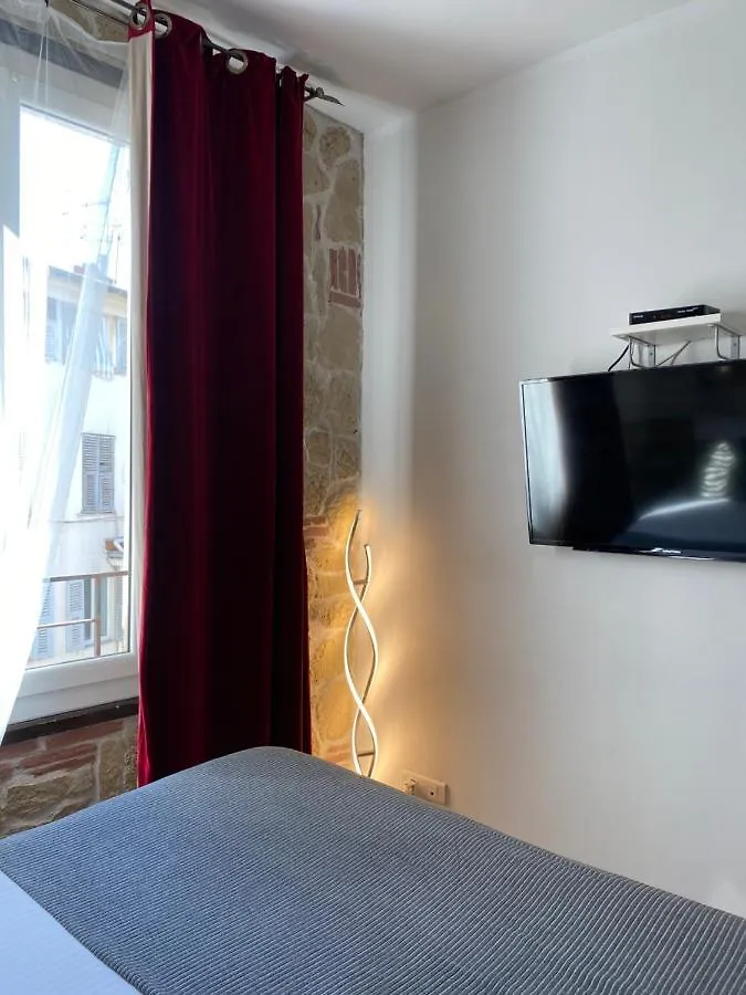 Interieurs-Cour Appartement Nice 0*,